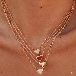 kendra scott gold heart necklace ‘ari’